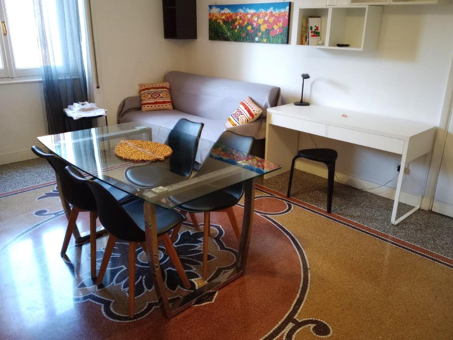 Altido Elegant 1br Flat For 3, Near Spianata Castelletto Appartamento *
